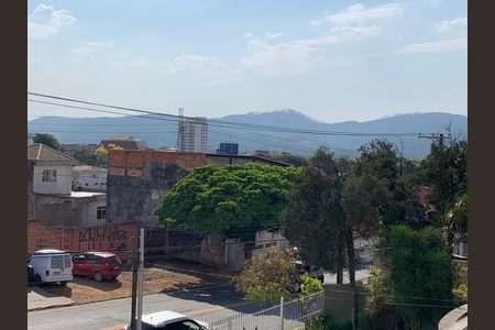 Casa para alugar com 408m², 4 quartos e 4 vagas Casa para alugar com 408m², 4 quartos e 4 vagasVista
