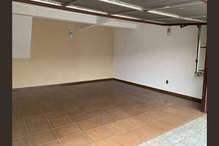 Casa para alugar com 408m², 4 quartos e 4 vagas Casa para alugar com 408m², 4 quartos e 4 vagasGaragem