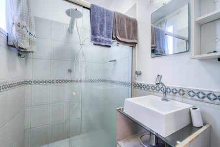 Apartamento para alugar com 100m², 2 quartos e 1 vagaBanheiro da Suite 1