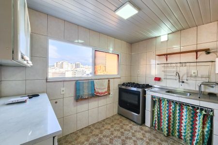 Apartamento para alugar com 100m², 2 quartos e 1 vagaCozinha 