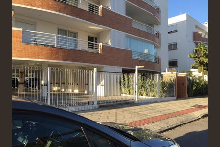 Apartamento para alugar com 120m², 3 quartos e 1 vaga Apartamento para alugar com 120m², 3 quartos e 1 vagaFachada