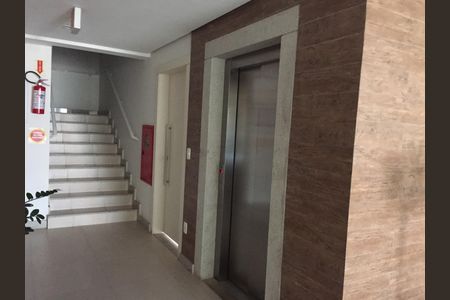 Apartamento para alugar com 120m², 3 quartos e 1 vaga Apartamento para alugar com 120m², 3 quartos e 1 vagaHall de Entrada