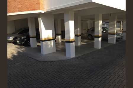 Apartamento para alugar com 120m², 3 quartos e 1 vaga Apartamento para alugar com 120m², 3 quartos e 1 vagaGaragem