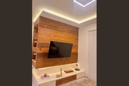 Sala de casa à venda com 3 quartos, 95m² em Vila Regente Feijó, São Paulo