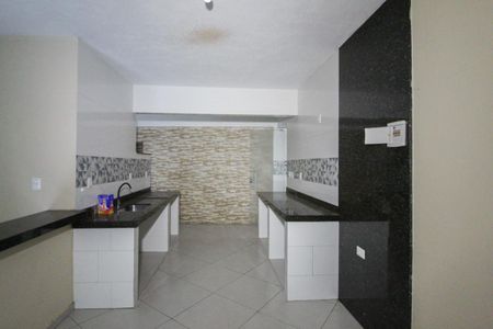 Casa para alugar com 70m², 2 quartos e sem vaga Casa para alugar com 70m², 2 quartos e sem vagaCozinha e Copa