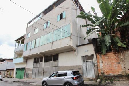 Casa para alugar com 70m², 2 quartos e sem vaga Casa para alugar com 70m², 2 quartos e sem vagaFachada