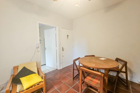 Sala de apartamento para alugar com 1 quarto, 78m² em Jardim Praiano, Guarujá