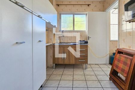 Cozinha de apartamento para alugar com 1 quarto, 78m² em Jardim Praiano, Guarujá