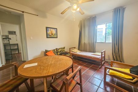 Sala de apartamento para alugar com 1 quarto, 78m² em Jardim Praiano, Guarujá