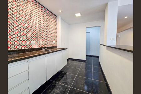 Casa para alugar com 120m², 2 quartos e 2 vagasCozinha