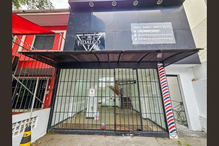 Casa para alugar com 120m², 2 quartos e 2 vagasFachada
