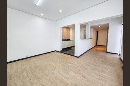 Casa para alugar com 120m², 2 quartos e 2 vagasCozinha