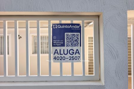 Casa para alugar com 177m², 3 quartos e 5 vagas Casa para alugar com 177m², 3 quartos e 5 vagasPLACA INSTALADA NA FACHADA