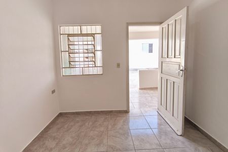 Casa para alugar com 177m², 3 quartos e 5 vagas Casa para alugar com 177m², 3 quartos e 5 vagasEdícula - Sala