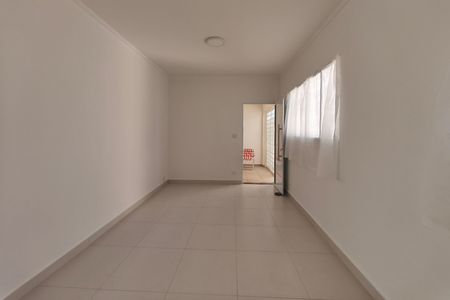 Casa para alugar com 177m², 3 quartos e 5 vagas Casa para alugar com 177m², 3 quartos e 5 vagasSala