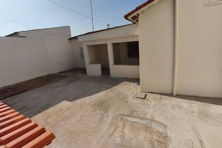 Casa para alugar com 177m², 3 quartos e 5 vagas Casa para alugar com 177m², 3 quartos e 5 vagasQuintal