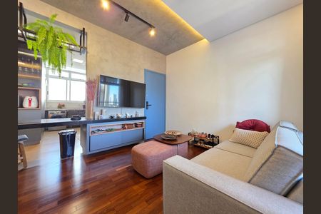Sala  de apartamento à venda com 2 quartos, 80m² em Carmo, Belo Horizonte