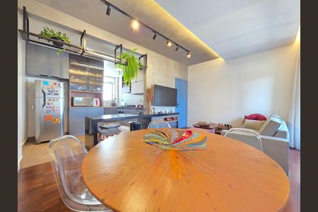 Apartamento à venda com 80m², 2 quartos e 1 vaga Apartamento à venda com 80m², 2 quartos e 1 vagaSala