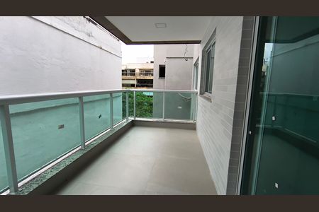 Apartamento à venda com 80m², 2 quartos e 2 vagas Apartamento à venda com 80m², 2 quartos e 2 vagasVaranda