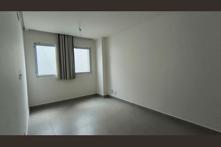 Apartamento à venda com 80m², 2 quartos e 2 vagas Apartamento à venda com 80m², 2 quartos e 2 vagasSuíte