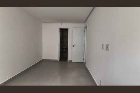 Apartamento à venda com 80m², 2 quartos e 2 vagas Apartamento à venda com 80m², 2 quartos e 2 vagasSuíte