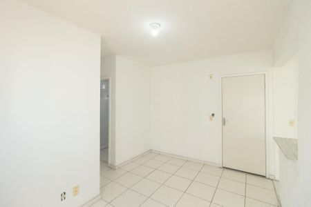 Sala de apartamento para alugar com 2 quartos, 50m² em Campo Grande, Rio de Janeiro