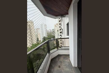 Apartamento para alugar com 120m², 3 quartos e 2 vagas