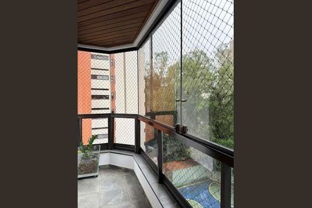Apartamento para alugar com 120m², 3 quartos e 2 vagas