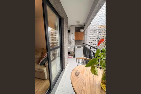 Apartamento para alugar com 44m², 2 quartos e 1 vagaVaranda