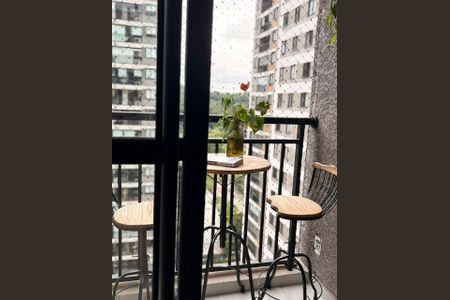 Apartamento para alugar com 44m², 2 quartos e 1 vagaVaranda