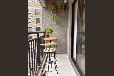 Apartamento para alugar com 44m², 2 quartos e 1 vagaVaranda