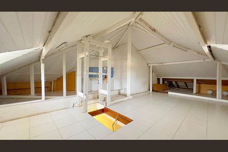 Casa para alugar com 4 quartos, 500m² em Alphaville, Santana de Parnaíba