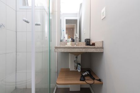 Apartamento para alugar com 61m², 2 quartos e 1 vaga Apartamento para alugar com 61m², 2 quartos e 1 vagaBanheiro