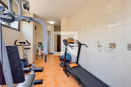 Apartamento à venda com 142m², 3 quartos e 3 vagas Apartamento à venda com 142m², 3 quartos e 3 vagasAcademia