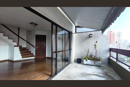 Apartamento à venda com 142m², 3 quartos e 3 vagas Apartamento à venda com 142m², 3 quartos e 3 vagasVaranda