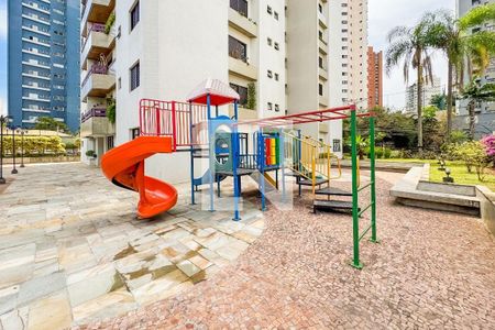 Apartamento à venda com 142m², 3 quartos e 3 vagas Apartamento à venda com 142m², 3 quartos e 3 vagasPlayground