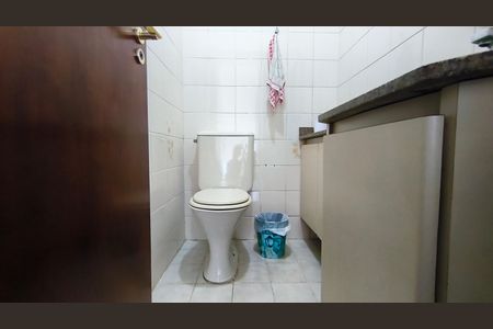Apartamento à venda com 142m², 3 quartos e 3 vagas Apartamento à venda com 142m², 3 quartos e 3 vagasLavabo
