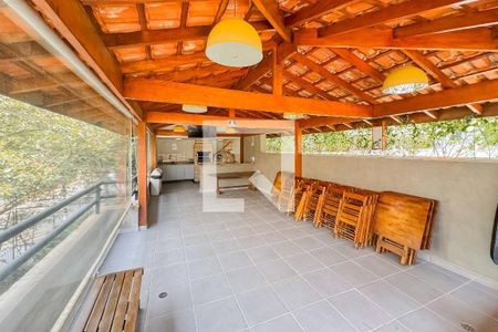 Apartamento à venda com 142m², 3 quartos e 3 vagas Apartamento à venda com 142m², 3 quartos e 3 vagasChurrasqueira