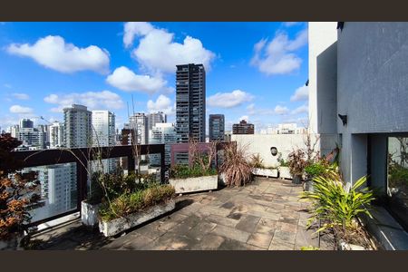 Apartamento à venda com 142m², 3 quartos e 3 vagas Apartamento à venda com 142m², 3 quartos e 3 vagasVaranda