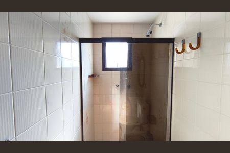Apartamento à venda com 142m², 3 quartos e 3 vagas Apartamento à venda com 142m², 3 quartos e 3 vagasBanheiro da Suíte 2