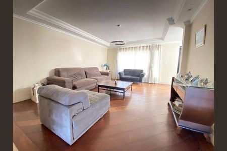 Casa para alugar com 4 quartos, 695m² em Alphaville, Santana de Parnaíba