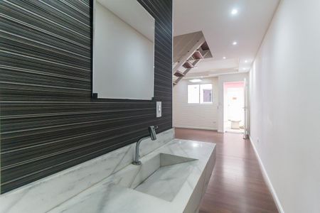 Casa de condomínio para alugar com 70m², 2 quartos e 1 vagaLavabo