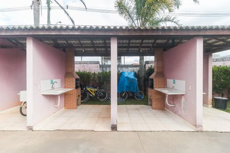 Casa de condomínio para alugar com 70m², 2 quartos e 1 vagaÁrea comum - Churrasqueira