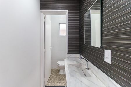 Casa de condomínio para alugar com 70m², 2 quartos e 1 vagaLavabo