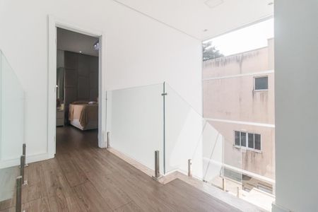 Corredor de casa de condomínio para alugar com 3 quartos, 400m² em Sabaúna, Mogi das Cruzes