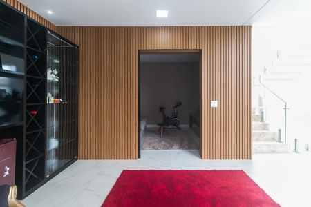 Sala de casa de condomínio para alugar com 3 quartos, 400m² em Sabaúna, Mogi das Cruzes