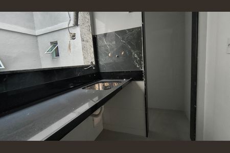 Apartamento à venda com 80m², 3 quartos e 2 vagasCozinha e Área de Serviço 