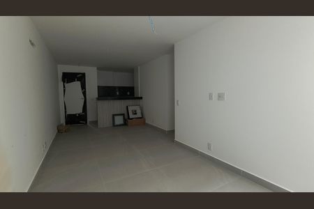 Sala de apartamento à venda com 3 quartos, 80m² em Recreio dos Bandeirantes, Rio de Janeiro