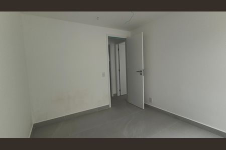 Apartamento à venda com 80m², 3 quartos e 2 vagasQuarto 