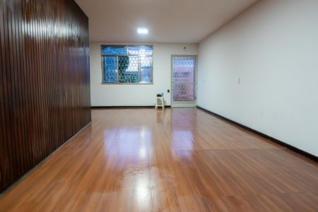 Sala 1 de casa para alugar com 2 quartos, 300m² em Rocha, Rio de Janeiro